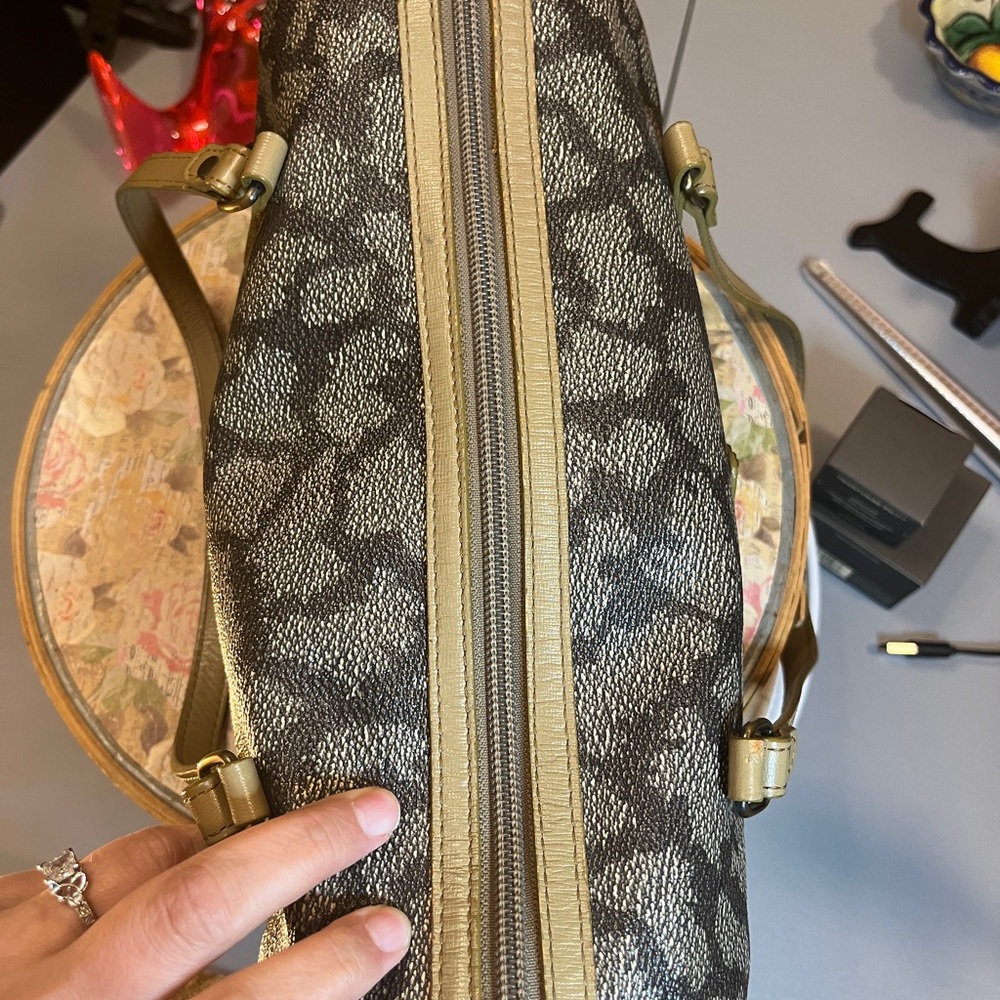 SALE Yves Saint Laurent YSL giraffe-print Boston bag, great condition! - Picture 8 of 15